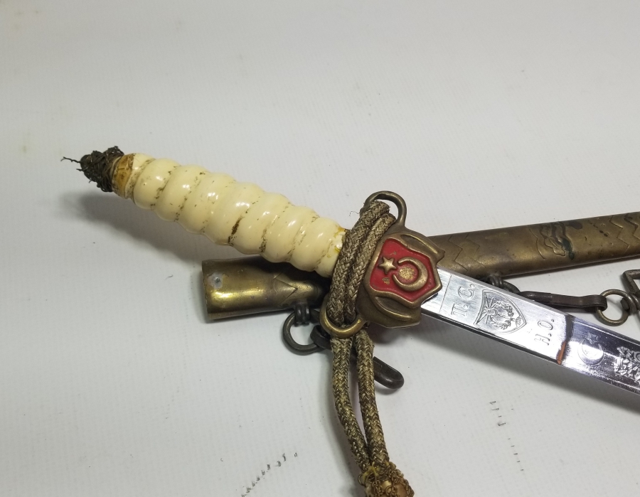 ORİJİNAL KININDA VE FINDIK PÜSKÜLÜYLE HARP OKULU SUBAY MEÇİ