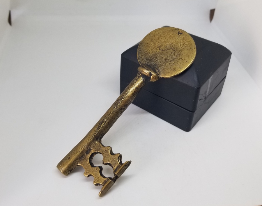 BRONZ DÖKÜM DEKORATİF ANAHTAR