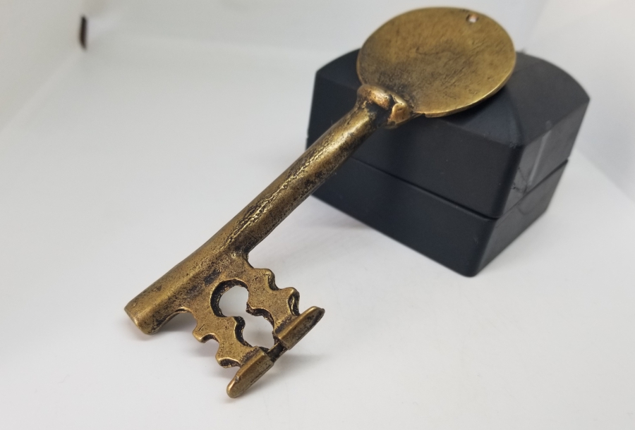 BRONZ DÖKÜM DEKORATİF ANAHTAR