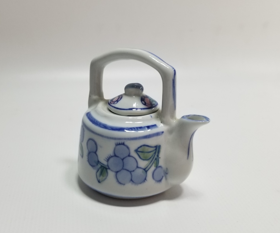 ESKİ ÇİN YAPIMI ANTİKA PORSELEN MİNYATÜR ÇAYDANLIK